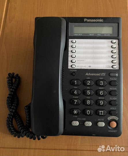 Цифровая миниатс Samsung 7070 с телефонами