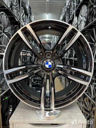 Разноширокие диски R19 5*120 BMW 437 M стиль