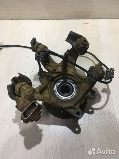 Кулак ступица задний левый Mercedes W210