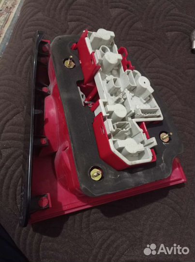 Задний левый стоп wolkswagen Passat b5+