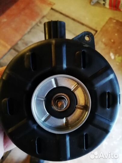 Мотор вентилятора Тойота, lexus NX200