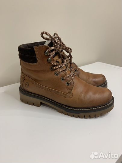 Ботинки женские