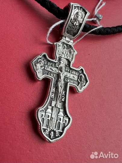 Крест и гайтан