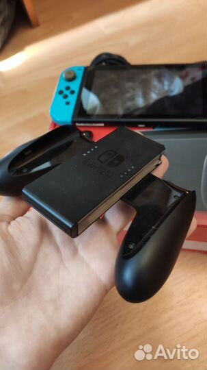 Nintendo switch 32gb rev2
