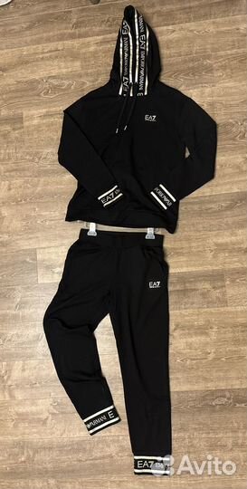 Спортивный костюм emporio armani женский