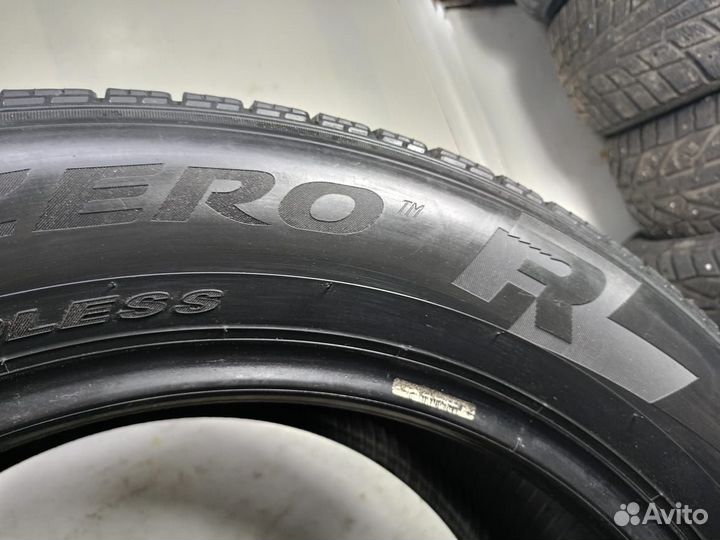 Pirelli Ice Zero FR 285/50 R20