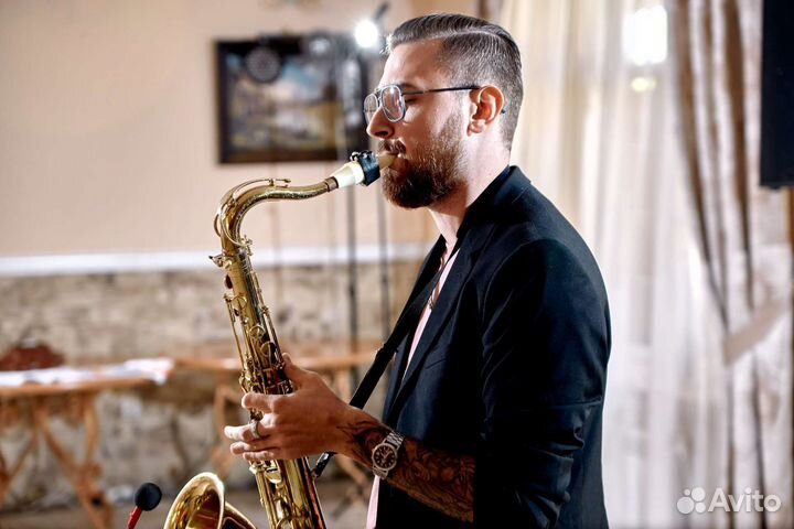 Саксофонист