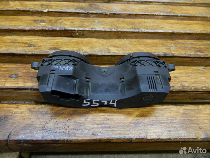 Блок кнопок Ford Focus рест. 2002 YS4T19A945BA