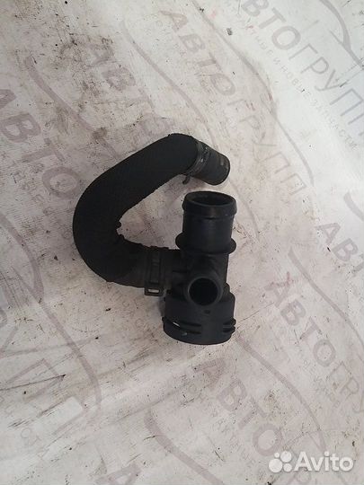 Фланец двигателя системы охлаждения Audi A5/S5 I