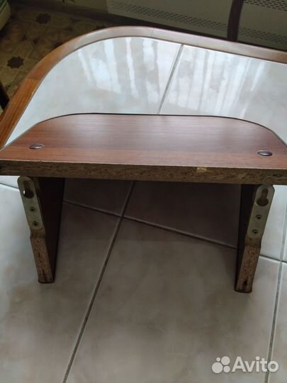 Полочка настенная деревянная