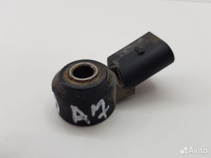 Датчик детонации (Skoda Octavia)