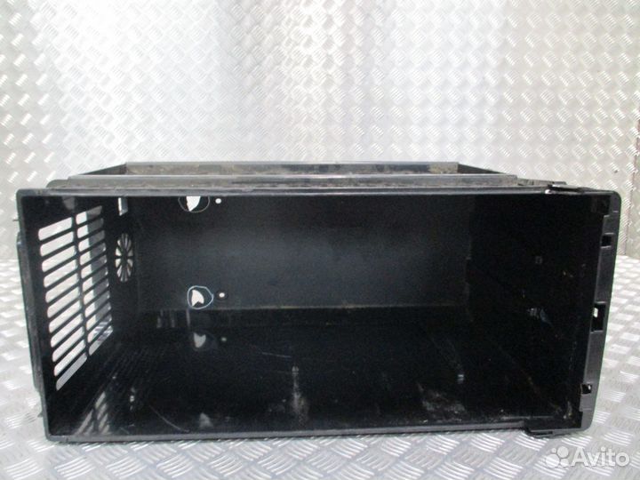 Вещевой ящик Mercedes-Benz A9608400943