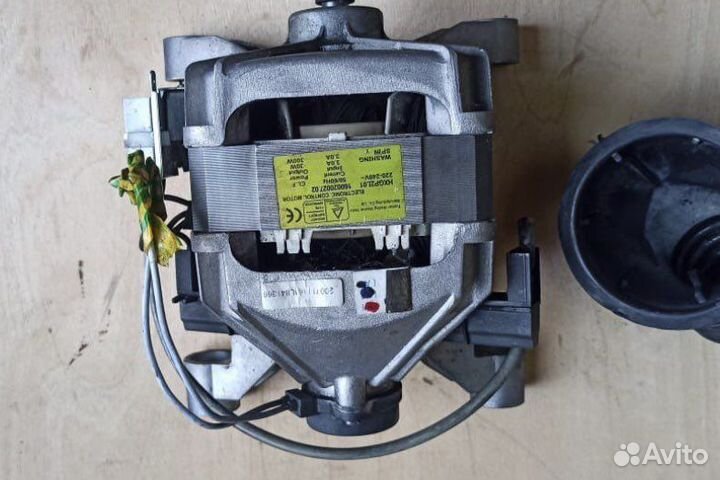 Двигататель стиральной машины Indesit wisn81