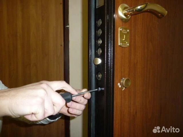 Вскрытие замков, замена и установка замков