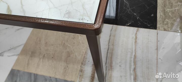 Кухонный стол