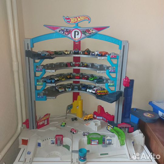 Гараж/Парковка/Трек hotweels