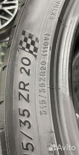 Michelin Pilot Sport 4 S 275/40 R20 и 315/35 R20 110Y