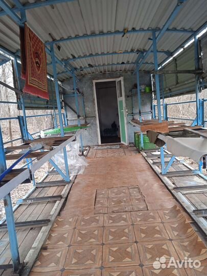 Павильон пчеловоз