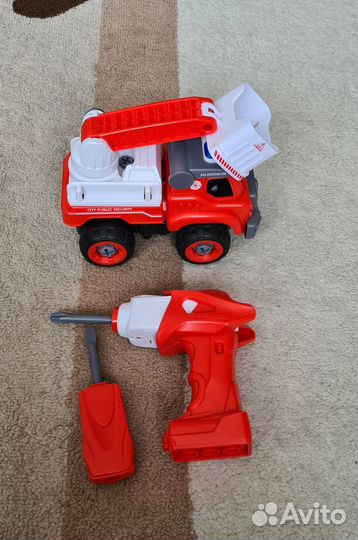 Машина пожарная на болтах