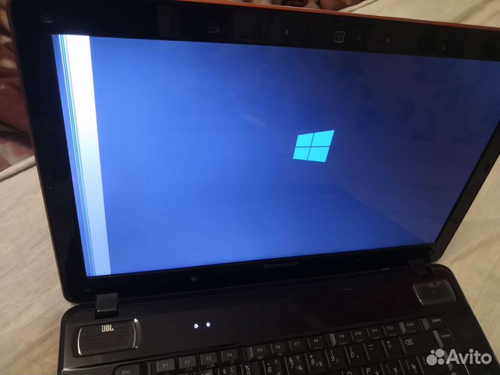 Lenovo ideapad Y560