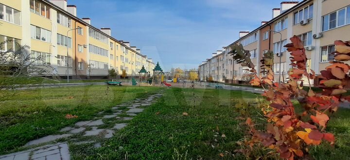 2-к. квартира, 66 м², 1/3 эт.