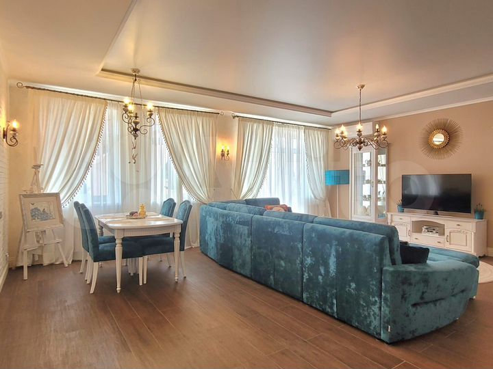 3-к. квартира, 120 м², 3/3 эт.