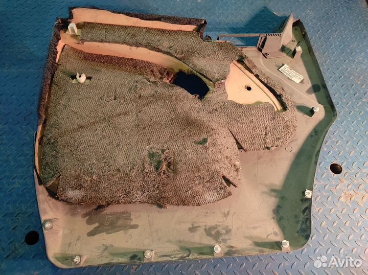 Карта передней правой двери Mercedes Vito W638