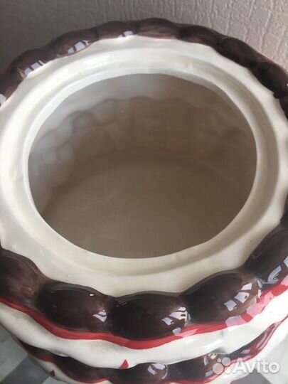 Керамическая конфетница новая