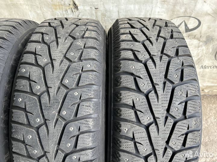 Yokohama Ice Guard IG55 215/60 R16 99T