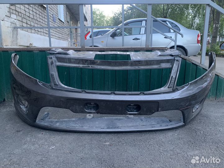 Бампер на гранту