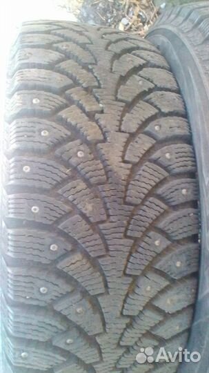 Nokian Tyres Hakkapeliitta 4 215/65 R16