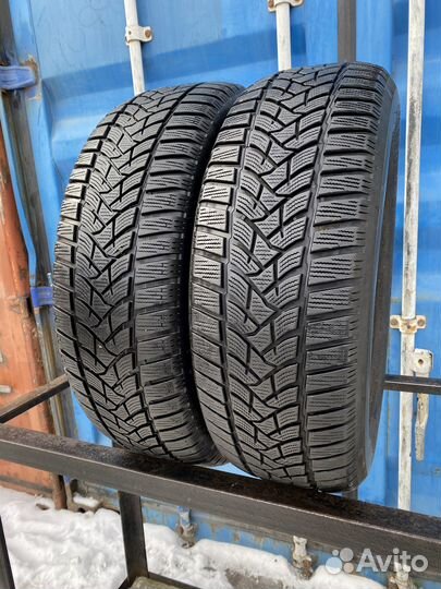 Dunlop Winter Sport 5 215/65 R16