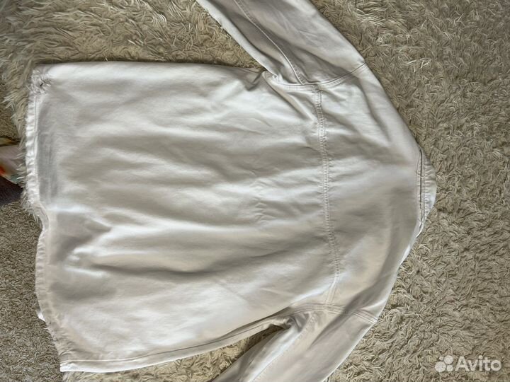 Джинсовая куртка