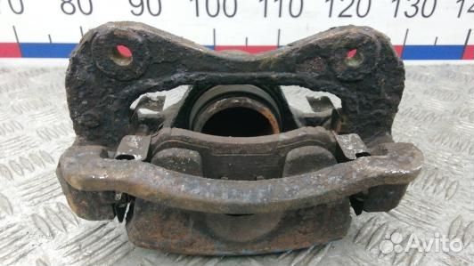 Суппорт тормозной передний левый hyundai tucson JM