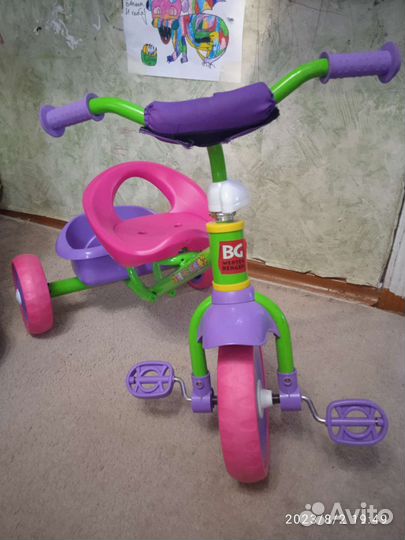 Детский трехколесный велосипед