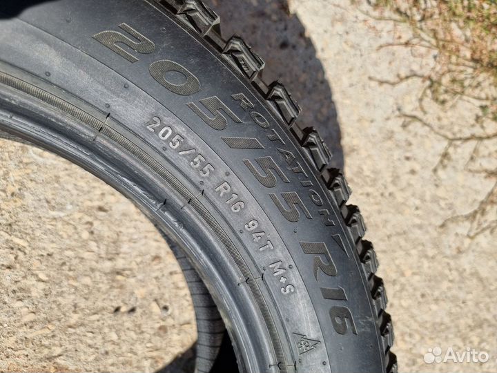 Pirelli Ice Zero 2 205/55 R16 94T