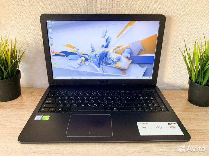 Ноутбук Asus Core i3/GeForce MX110/8Gb