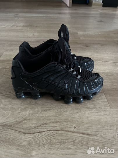 Кроссовки nike shox