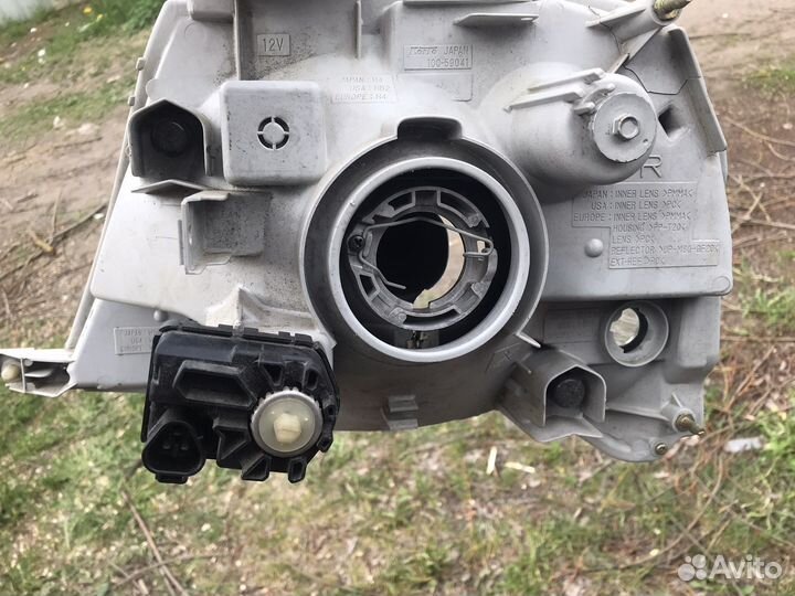 Фара для Сузуки Гранд-Витара XL-7