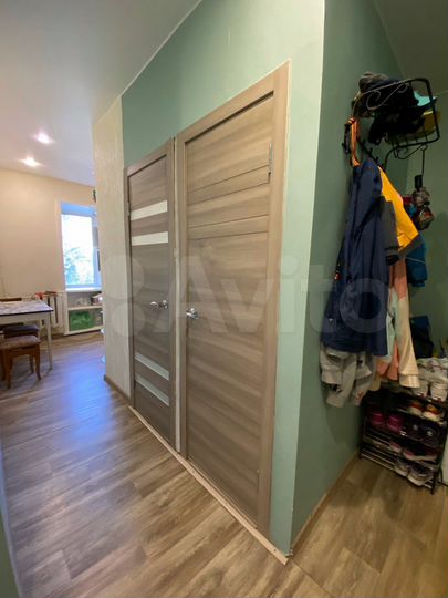 2-к. квартира, 47 м², 4/9 эт.