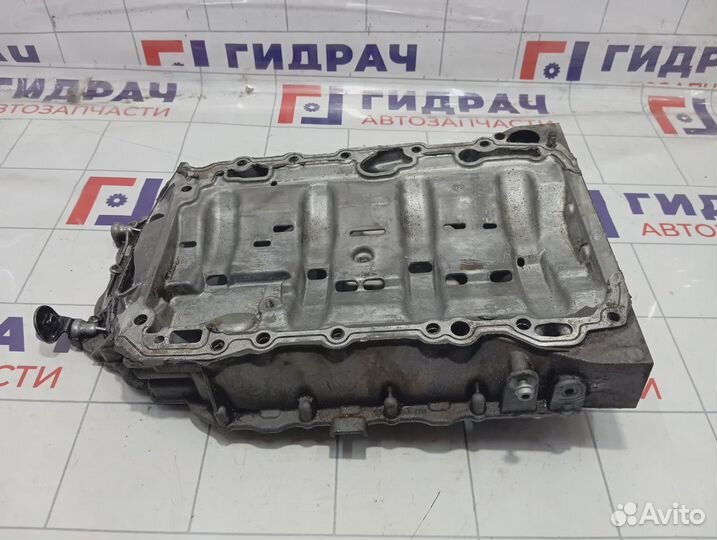 Поддон масляный двигателя Volkswagen Passat CC 06J103603AF