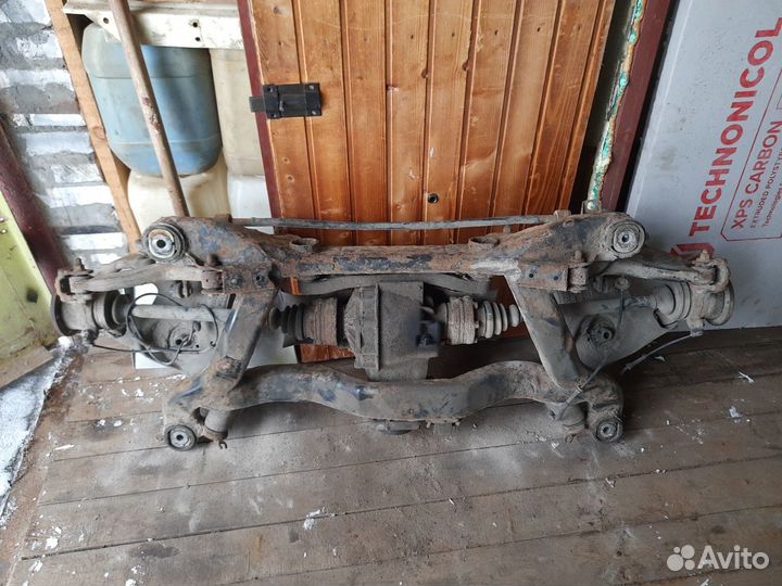 Задний подрамник с редуктором audi A4