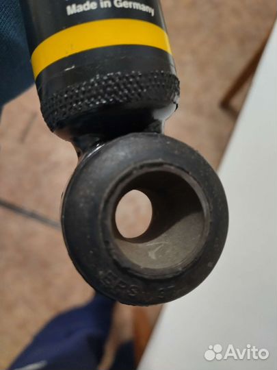 Амортизатор Вольво 850 S70