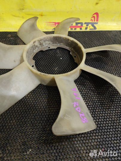 Вентилятор охлаждения радиатора Nissan Safari