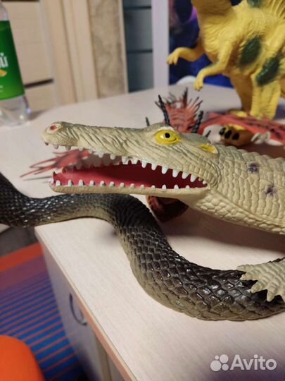 Большие фигуры кобра, крокодил, Беззубик