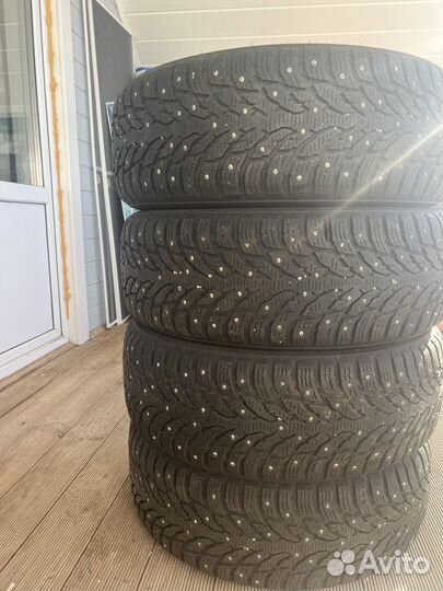 Nokian Tyres Hakkapeliitta 9 SUV 235/60 R18