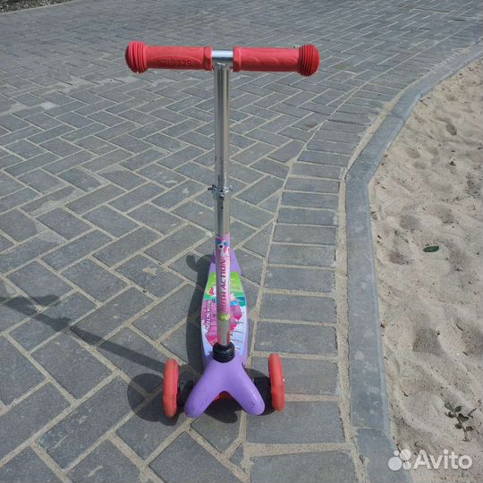 Самокат детский трехколесный