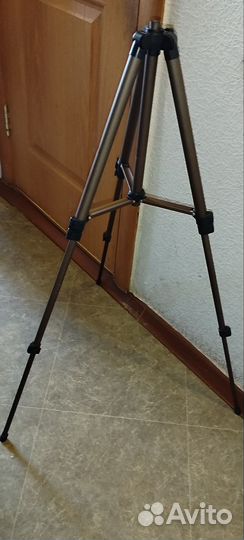 Штатив для камеры, телефона. Часть