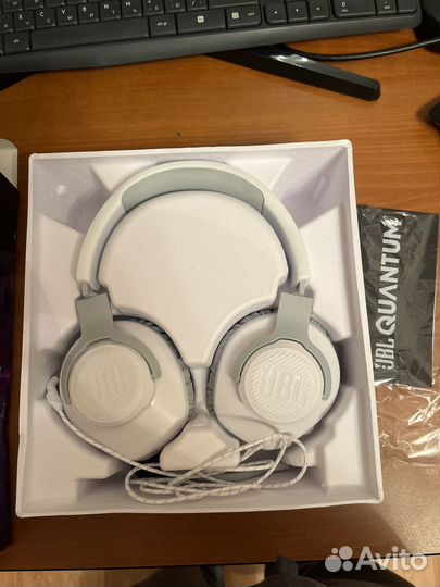 Наушники jbl quantum 100 белые
