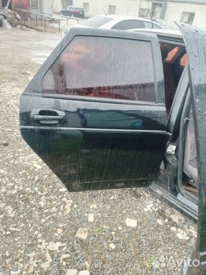 Лада Приора по частям